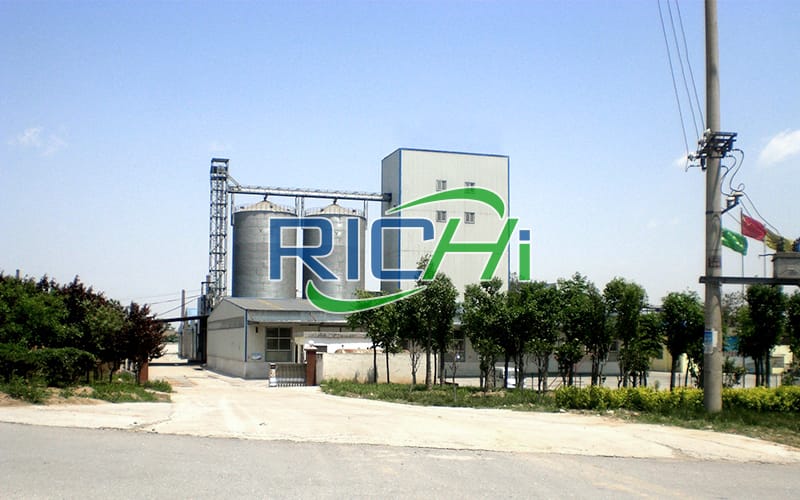 Uzbekistan 10-15 TPH Chicken Mash Feed Pellet Production Line With Silo Storage System Project