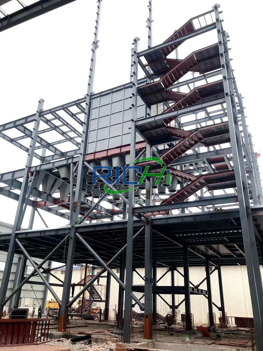 construction 30 t/h commercial feed mill in Russia
