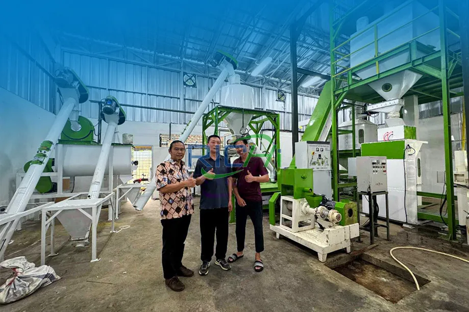 0.5 t/h Kleinfischfutterextruder + 1 t/h Hühnerfutterlinie