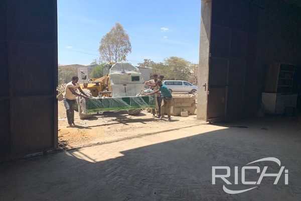 Ethiopia 5-ton powder production line equipment site2