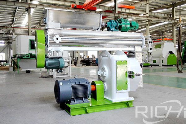 Difference between biomass pellet machine and feed pellet machine