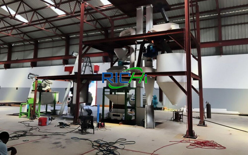 Senegal 3-5T/H Professional Design Poultry Feed Pellet Plant Project