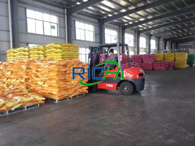 piggery feed production plant in kenya pig feed machines farm poultry animal pellet mill machine chicken duck pig feed pelletizer new animal feed mixing pig feed how to make feed pellets for pigs