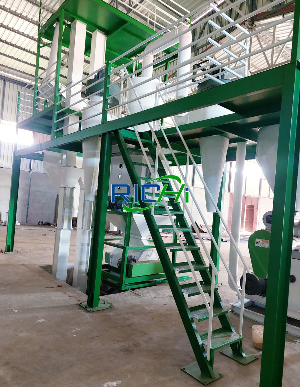 Small scale animal feed plant poultry feed plant equipment Cattel Chicken broiler layer cow sheep fish feed plant