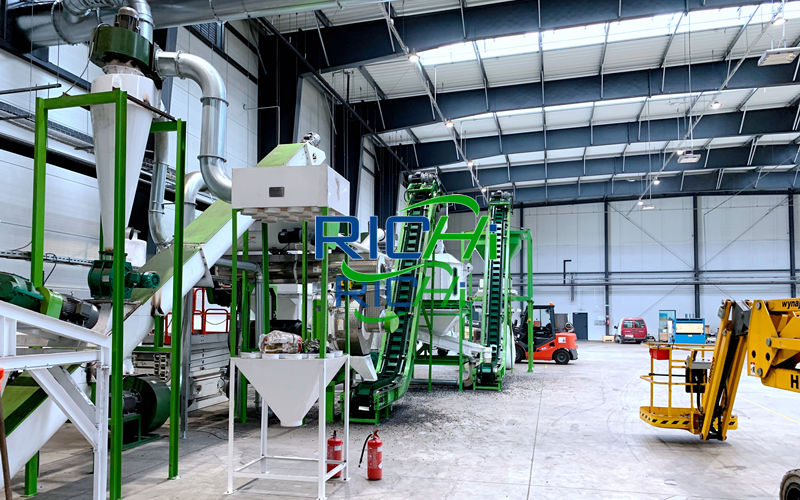 China professional machinery complete wood pellet production line price