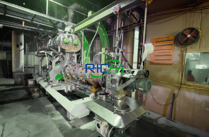 floating fish feed machine price per kg