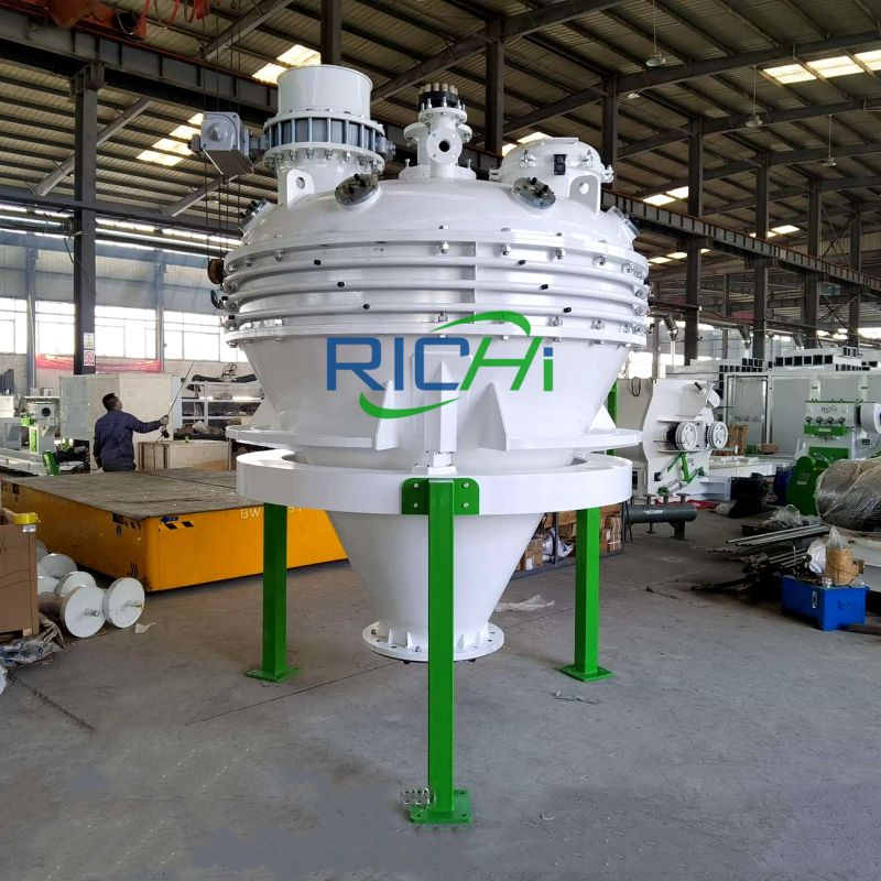 Fish feed Spraying Machine