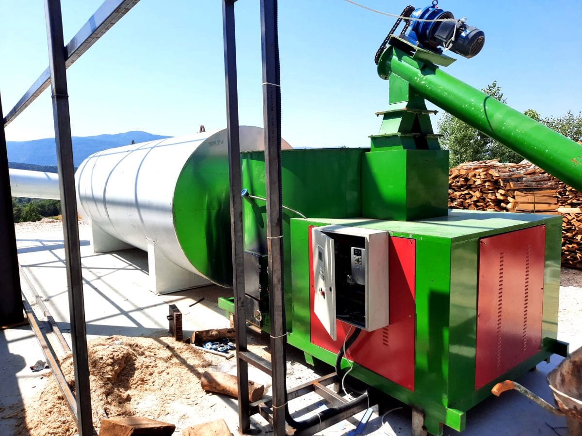 1-2 T/H Sawdust Wood Pellet Production Line in Italy