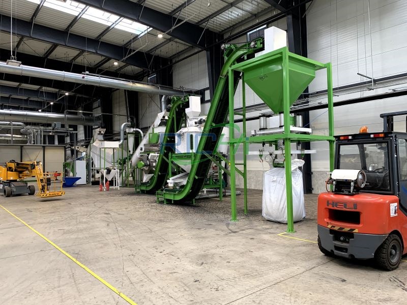Mauritius 300-400 kg/h paper pellet plant