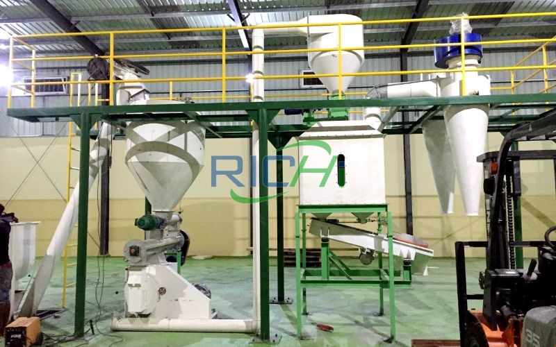 1-2T/H Livestock Feed Production Line In Cambodia