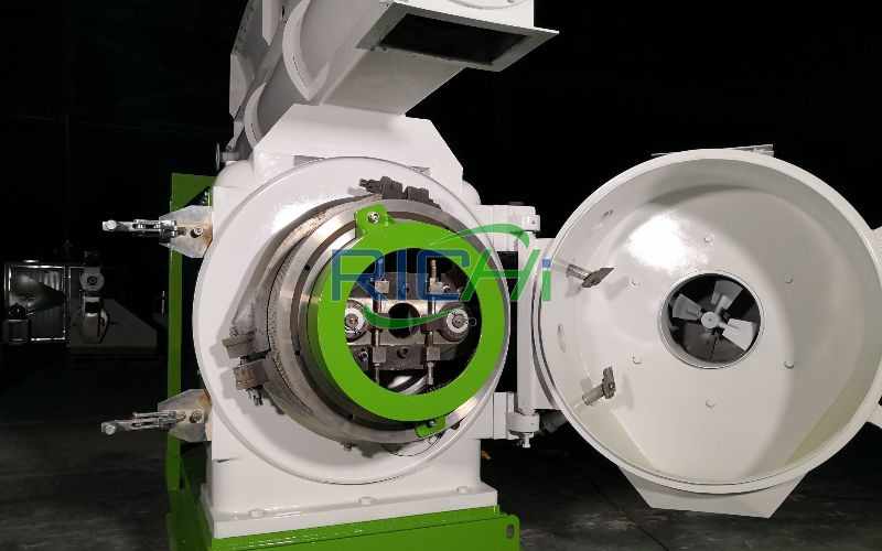 3T/H Hay Pellet Press in France