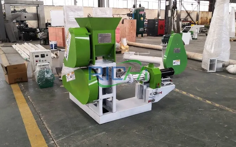 0.3–0.35T/H Small Fish Feed Making Machine in Angola