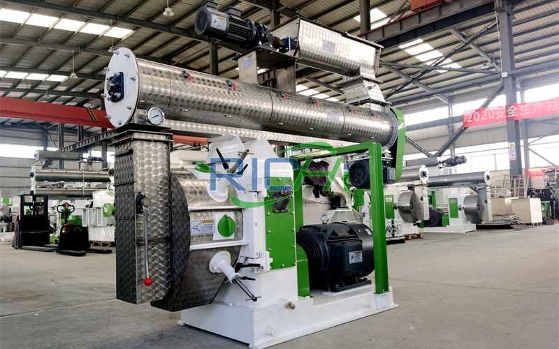 5-6T/H Cattle Feed Processing Equipment in India