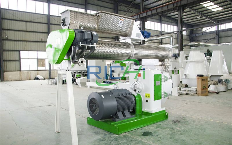10-12T/H Chicken Feeds Making Machine in Uzbekistan