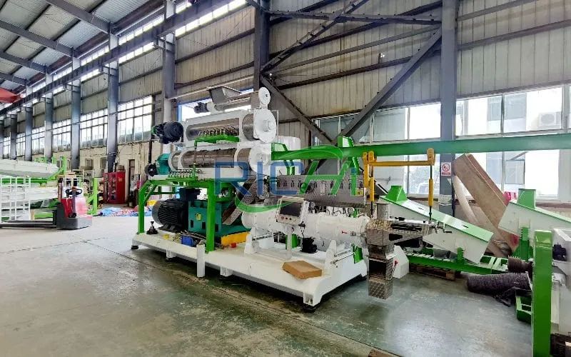 4T/H Floating Fish Feed Pellet Machine in South Korea