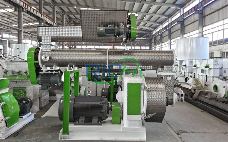 3-4T/H Chicken Feed Making Machine in Thailand