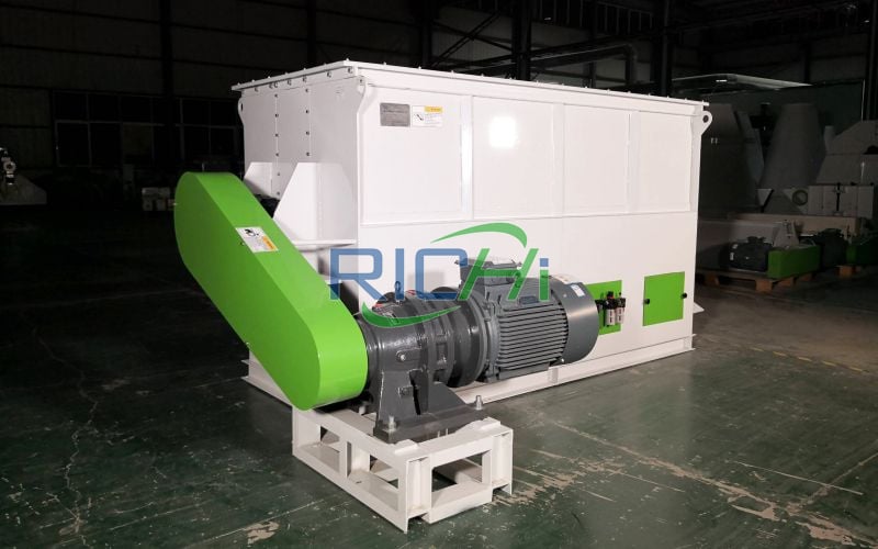 1000 KG Livestock Feed Mixer for Sale Ghana