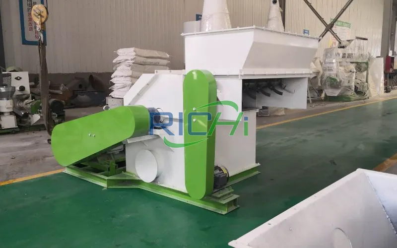 2-2.5T/H Hay Hammer Mill in Chile