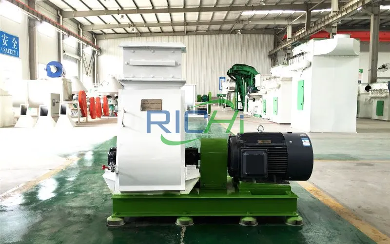 5-6T/H Chicken Feed Grinding Machine in Chile