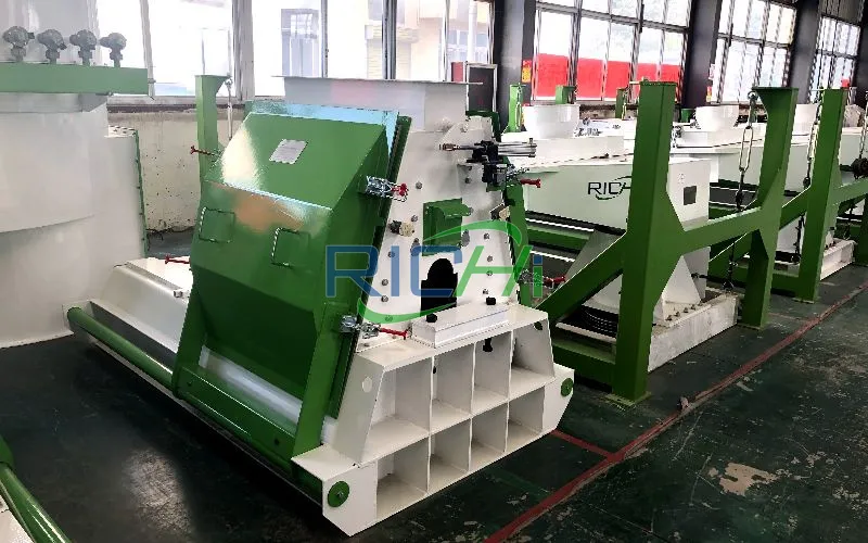 8-10T/H Pig Feed Crusher in Germany