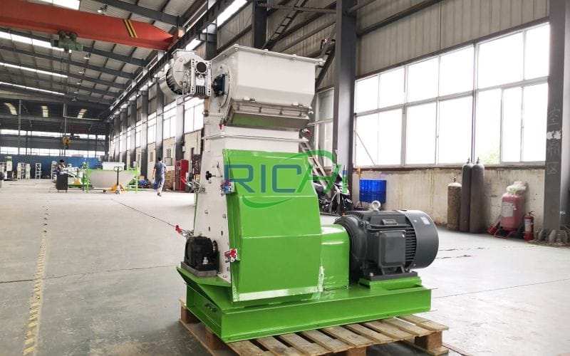 6-7 T/H Livestock Grain Grinder in Cameroon