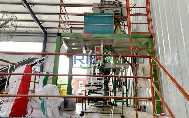 Chick Feed Packing Scale in Morocco