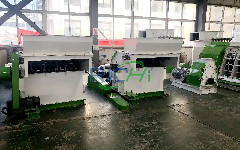 1-1.4T/H Tropical Grass Hammer Mill in Colombia