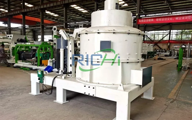 8-10T/H Ultrafine Feed Mill Grinder in France