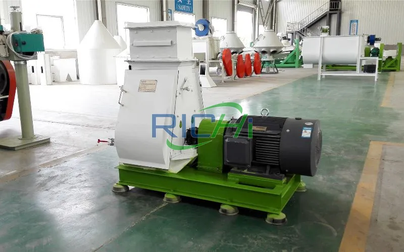 1T/H Output Water Drop Hammer Mill in Kenya