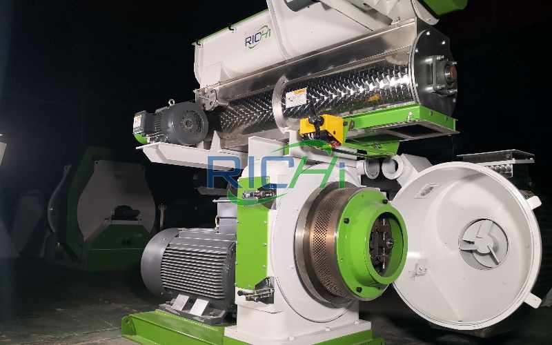 2T/H Animal Food Crop Straw Pellet Machine for Sale in Vietnam
