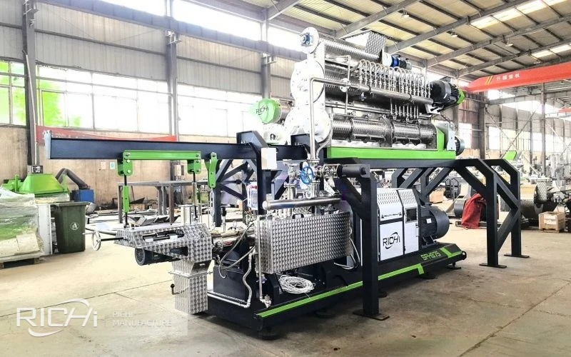 5–6 T/H Dog Food Extruder Machine in Thailand