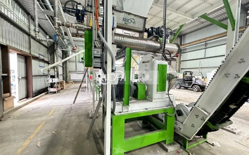 Albania 5 T/H Corn Starch and Pea Fiber Cat Litter Line Enters Factory Assembly