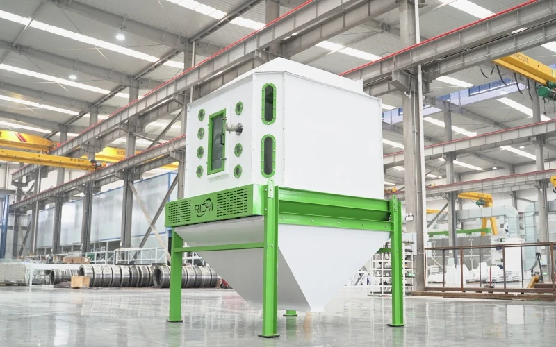 3–5 T/H Rabbit Feed Pellet Cooler in Germany