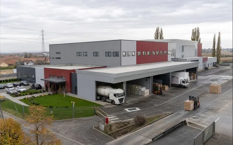 Serbia Pet Food Manufacturer Completes 4 T/H Expansion for Private-Label Dog and Cat Food