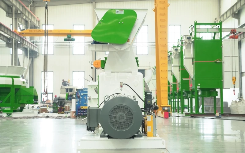 1.5–2.0 T/H Commercial Leaf Pellet Machine in Portugal