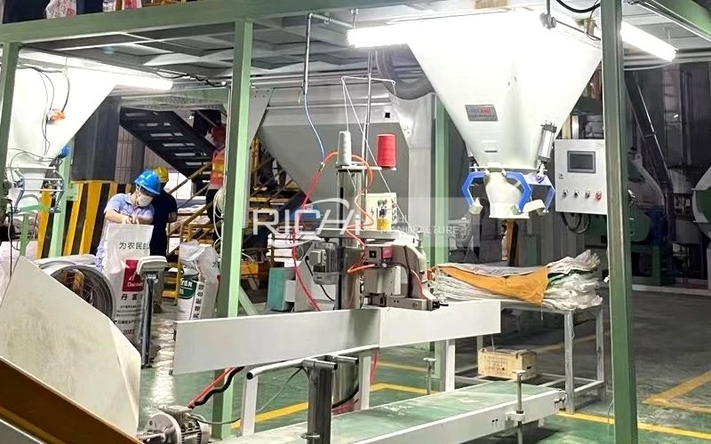 Automatic Packing Machine in Argentina for Alfalfa Pellets