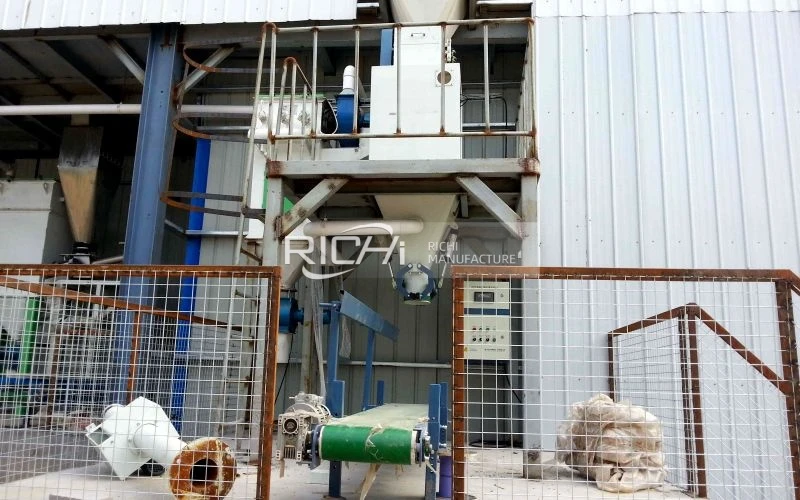 Automatic Packing Machine in Thailand for Shrimp Feed