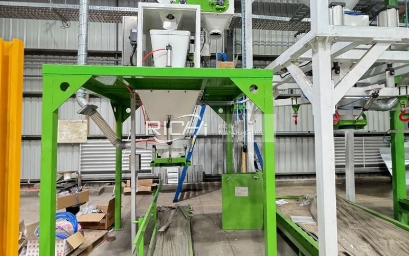 Automatic Packing Machine in Brazil for Broiler Feed