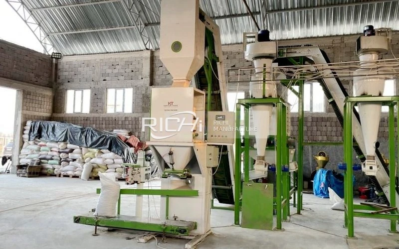 Automatic Packing Machine in India for Dairy Cattle Feed