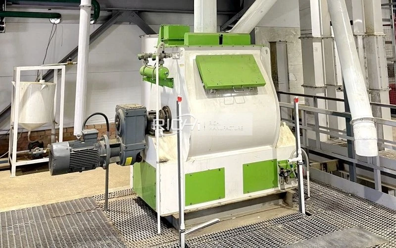 Paddle Mixer Machine for Dairy Cow Feed Production in Russia