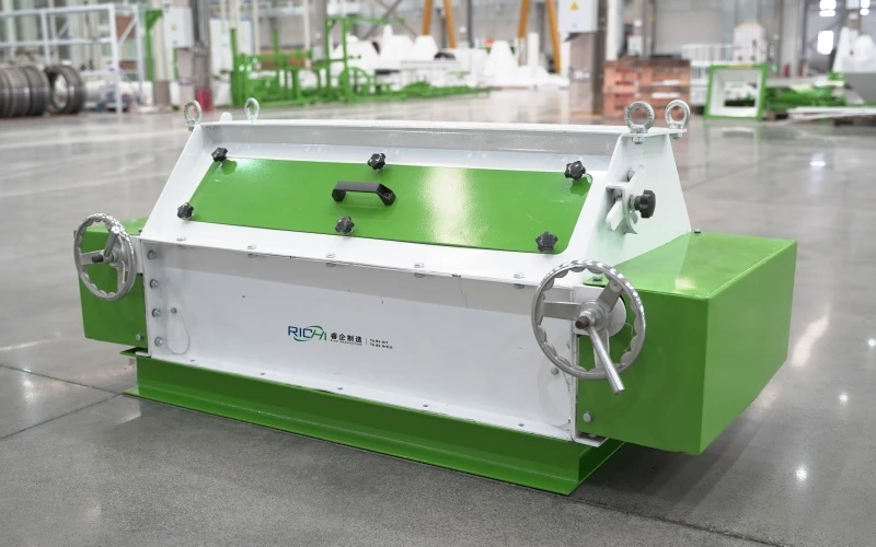 Machine Frame and Housing — Supporting Stable Assembly
