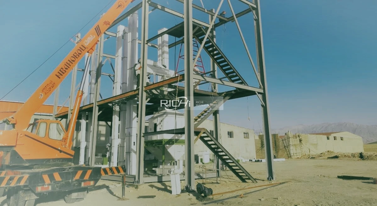 Poultry Feed Pellet Crumbler Machine in Oman