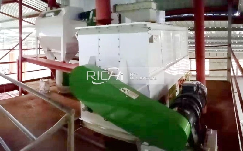 Ribbon Mixer Machine for Pig Feed Production in Angola