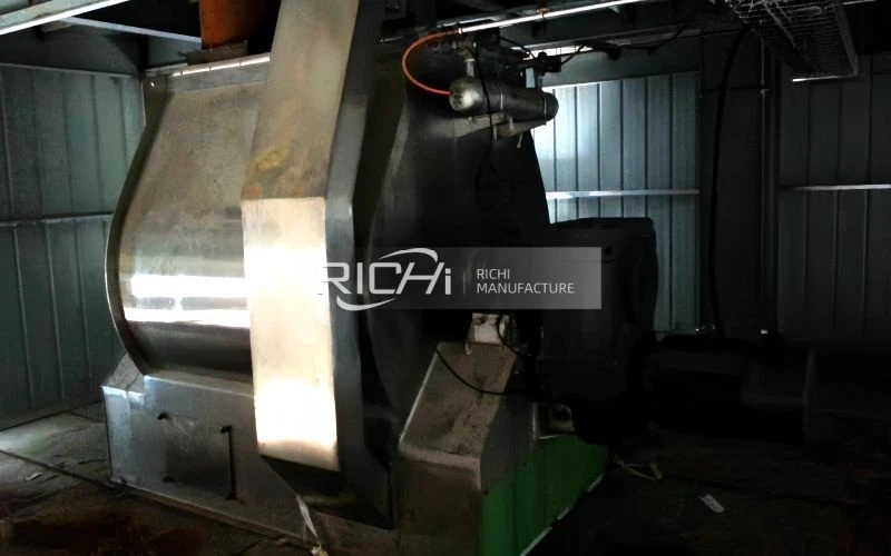 Stainless Steel Mixer in France