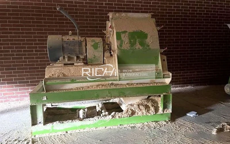 4–5 T/H Wood Hammer Mill in Australia